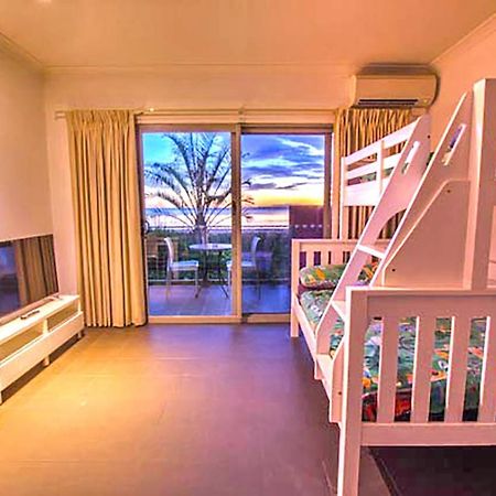 Onslow Beach Resort Buitenkant foto