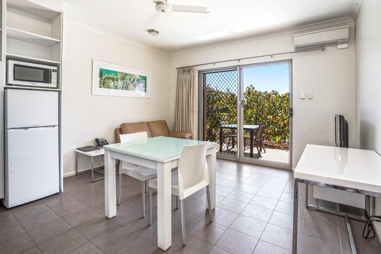 Onslow Beach Resort Buitenkant foto