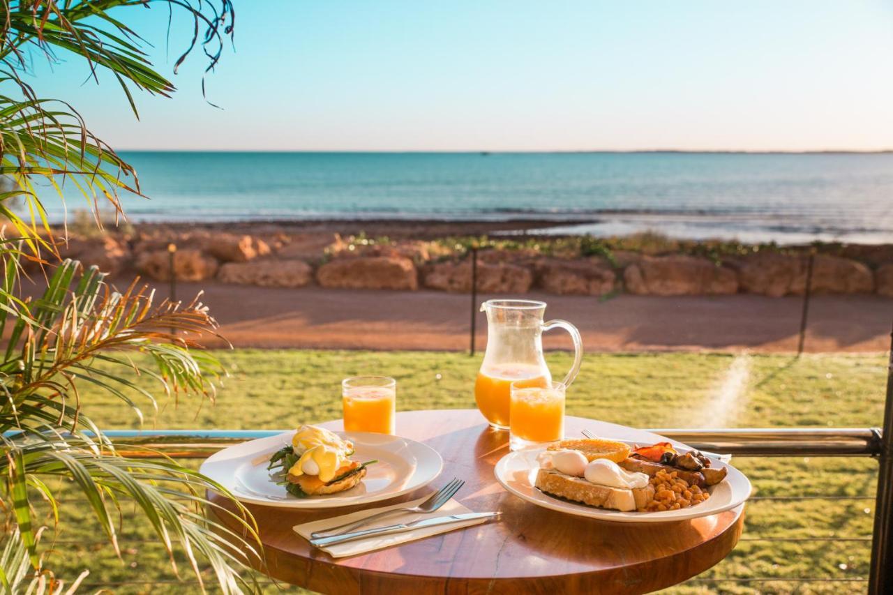 Onslow Beach Resort Buitenkant foto