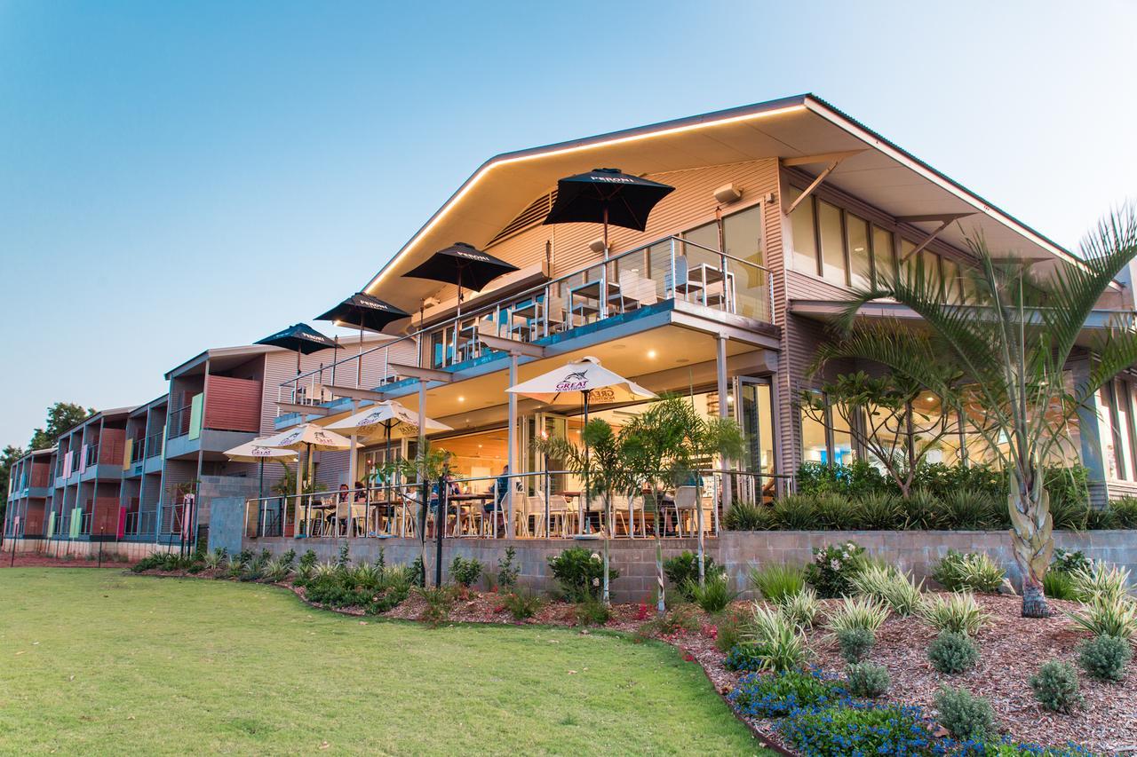 Onslow Beach Resort Buitenkant foto