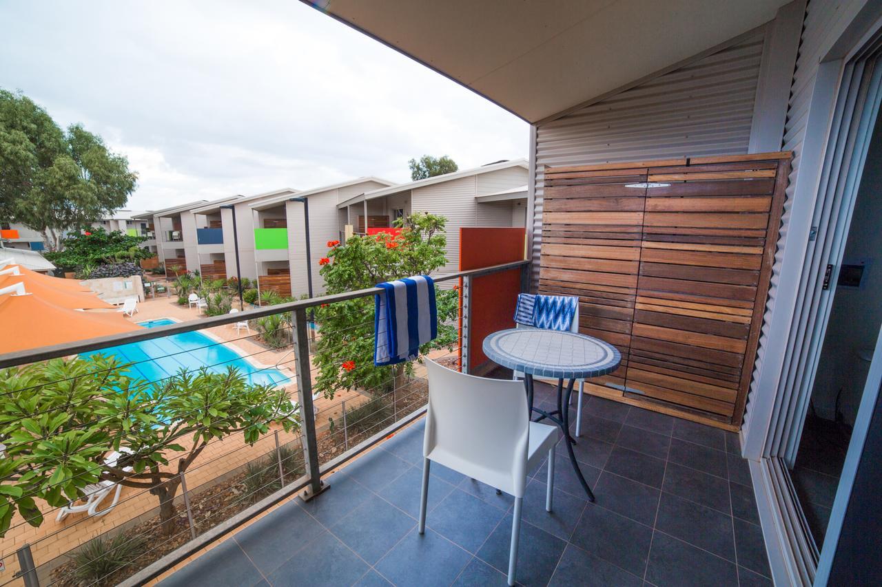 Onslow Beach Resort Buitenkant foto